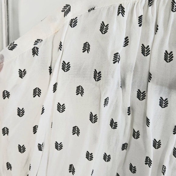 Button Up Blouse - Picture 2 of 3